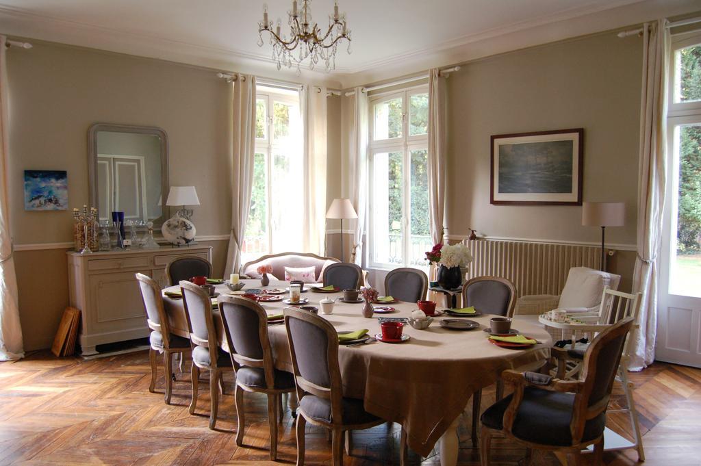 Le Manoir Du Menillet Bed & Breakfast Bornel Eksteriør bilde